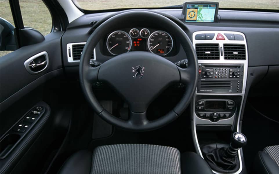 Autoradio GPS Peugeot 307 SW : les avantages d'en disposer un